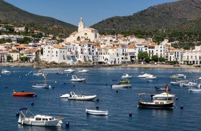 mejor zona para alojarse en cadaques